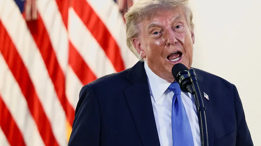 Umfragewerte bleiben miserabel: Trump steigt in den US-Zwischenwahlkampf ein