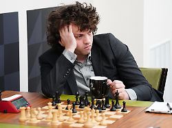 Schach-Coup für Svane: Planloser Hans Niemann leistet sich hanebüchenen Blackout