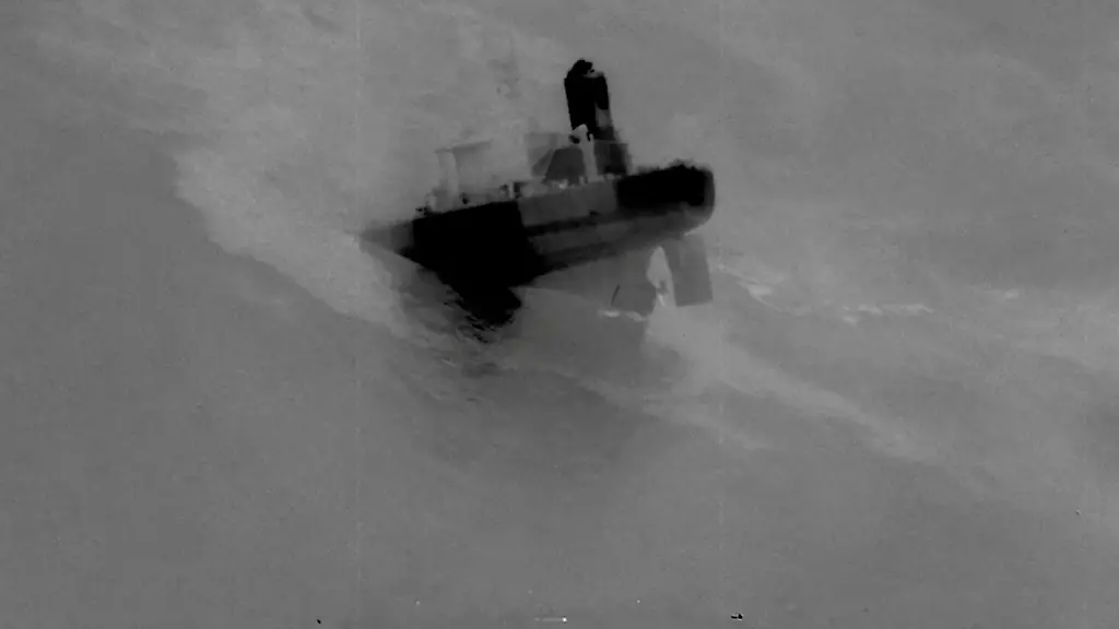 US-Militär versenkt Tanker: Satellit entdeckt Hinweise auf Ölkatastrophe