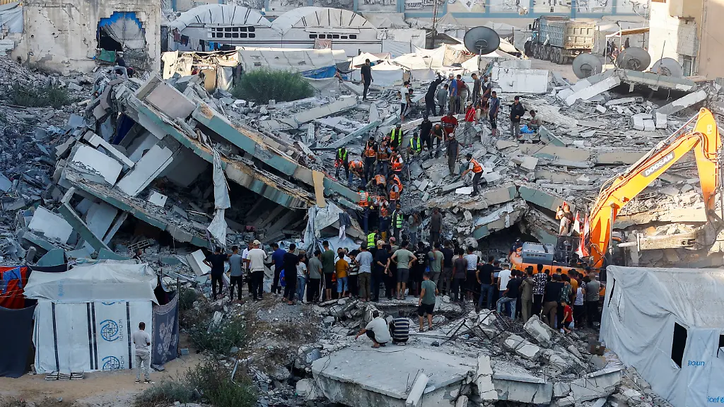 Noch fast 100 Menschen vermisst: Mindestens 21 Tote bei Einsturz von ausgebombtem Wohnhaus in Gaza
