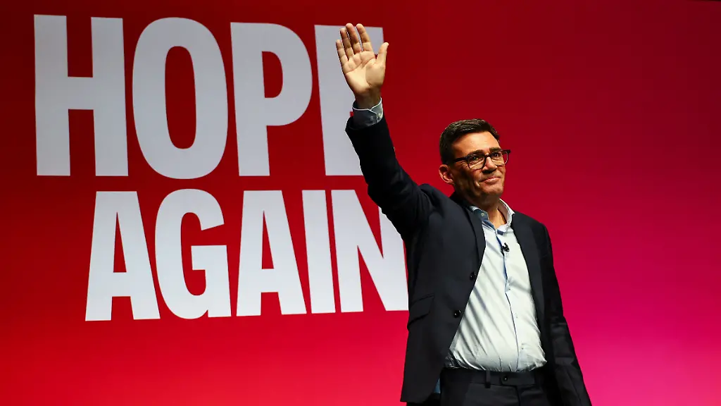 Emotionale Rede bei Parteitag: Britischer Premier Burnham stimmt Land auf tiefgreifende Veränderungen ein