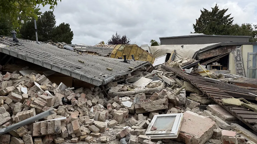 „Die Druckwelle war heftig“: Explosion legt Wolfsburger Kita in Trümmer