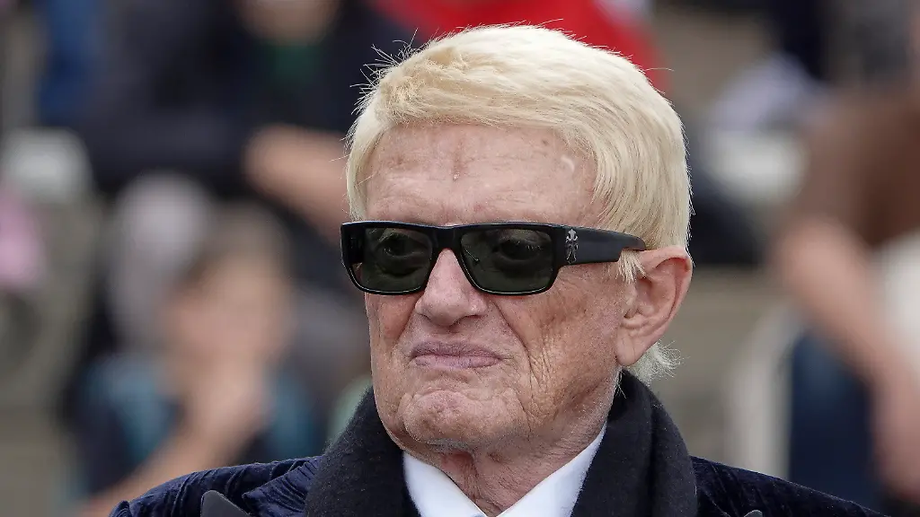 „Eingriff sehr gut überstanden“: Heino macht überraschende Herz-Operation öffentlich