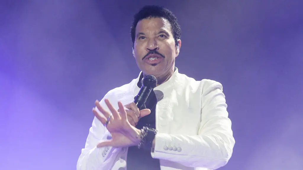 Herz-OP nach Vorhofflimmern: Lionel Richie sagt Konzerte ab