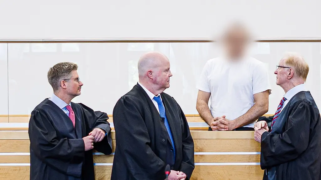 Medikamente für friedlichen Tod: Gericht spricht wegen Mordes angeklagten Arzt frei