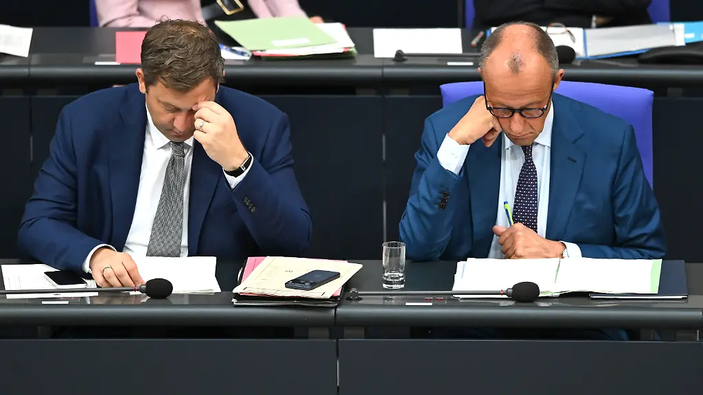 Was steckt im Haushaltsplan?: Angeschlagene Regierung muss Etat für 2027 durchbringen