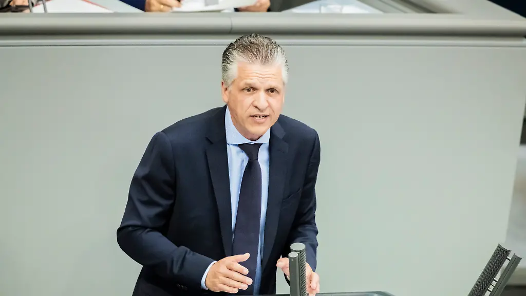 Fünf Jahre zu lang“: Frei fordert kürzere Übergangsfrist bei „Rente mit 63