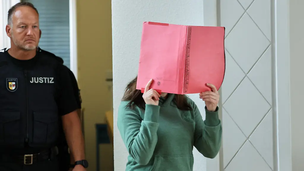 Befragung zum Mord von Fabian: Gina H. verstrickt sich in Widersprüche zu ihrem Alibi