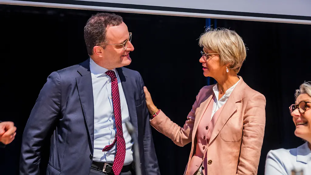 Bezirksvorsitz im Münsterland: Spahn gibt sein letztes Amt in der CDU auf