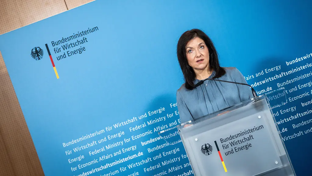 „Antisemitismus und Enteignung“: Linke geht wegen Video gegen Wirtschaftsministerin Reiche vor