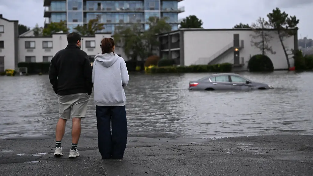 Flüge und Konzerte abgesagt: Sturm fegt über Nordosten der USA
