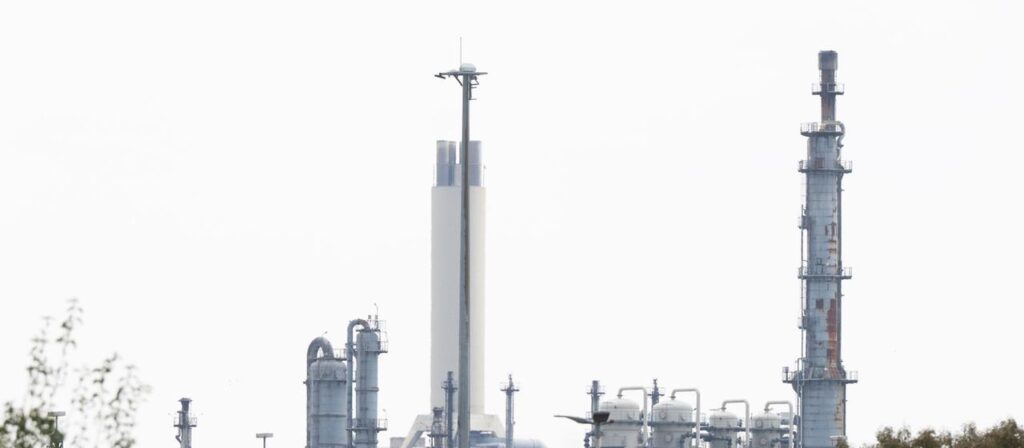 BASF wirft ein Auge auf Konkurrent Evonik