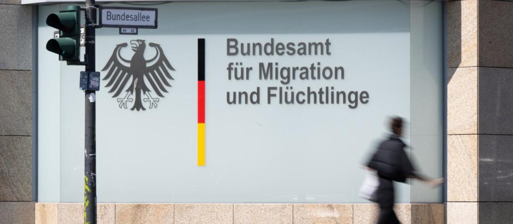 Zahl der Geflüchteten in Deutschland 2026 leicht gesunken