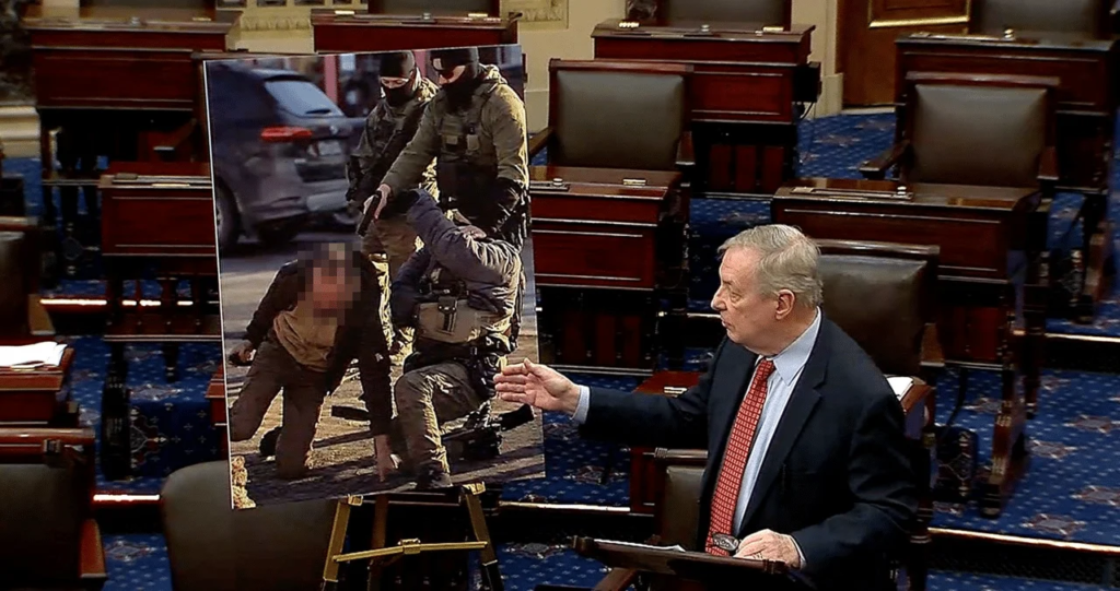 KI-Foto im US-Senat: Wenn Schärfen Details erfindet