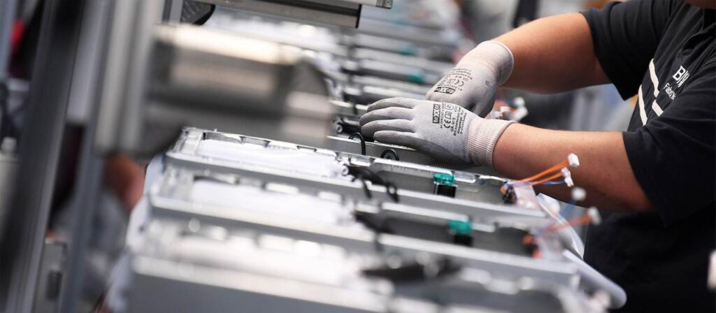 Kräftiges Auftragsplus: Deutschlands Elektroindustrie brummt