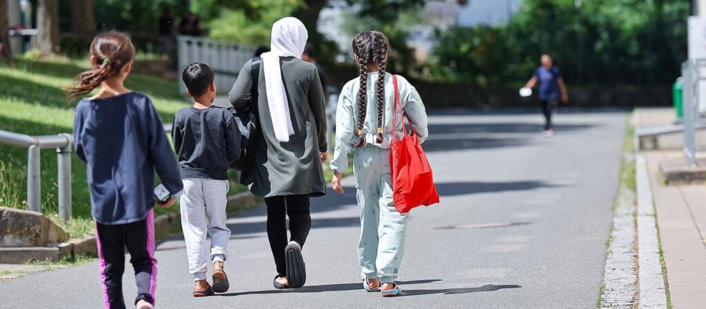 Kritik an Aussetzung des Familiennachzugs wächst