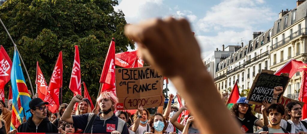 Schüler und Beamte protestieren gegen Sparkurs in Frankreich