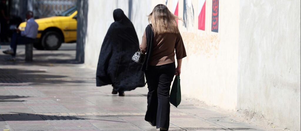 Vier Jahre „Frau, Leben, Freiheit“: Was von Irans Protesten geblieben ist