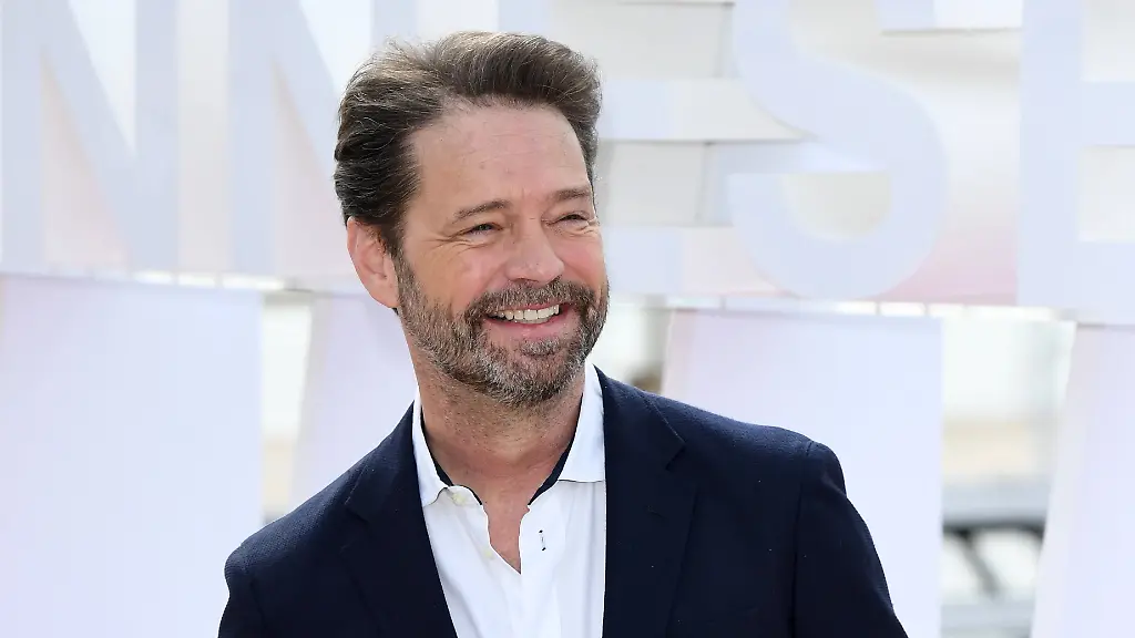 Auto krachte frontal in Mauer : „Beverly Hills, 90210“-Star Jason Priestley schildert Nahtoderfahrung