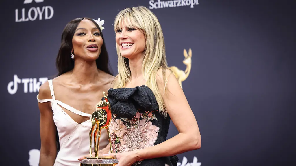 Supermodel an den Reglern: Naomi Campbell gibt bei Heidi Klums „HeidiFest“ den DJ