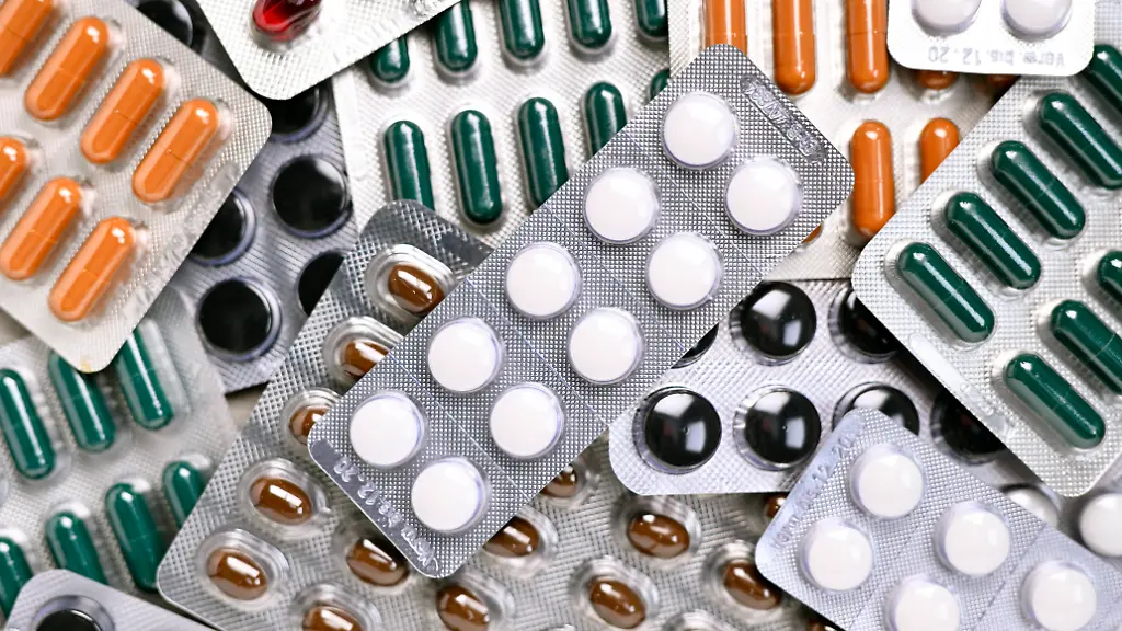 30.000 neue Produkte 2025: Fachleute warnen vor ungeprüften Nahrungsergänzungsmitteln