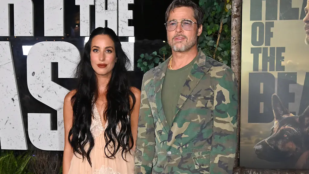 Passend zu „Eiserne Wildnis“ : Brad Pitt setzt bei Filmpremiere auf Camouflage