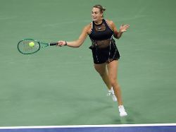 „Ihr seid ein Witz“: Tennis-Queen Sabalenka teilt kräftig gegen Journalisten aus