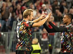 Olise-Hattrick, Kane-Rekord: Berliner 0:7-Debakel: FC Bayern zerlegt hilflose Unioner in Einzelteile