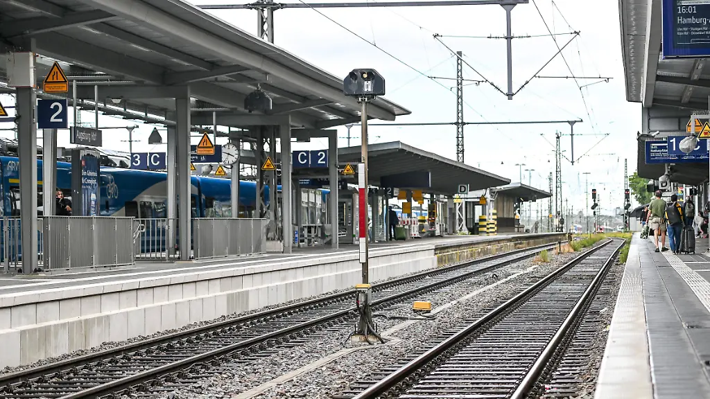 Vorfall neben dem Hauptbahnhof: Leichtverletzte in Augsburg durch explodierten Gegenstand