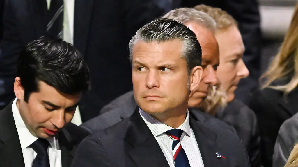 Stühlerücken im Ministerium: „Kriegsminister“ Hegseth tauscht fleißig Personal aus
