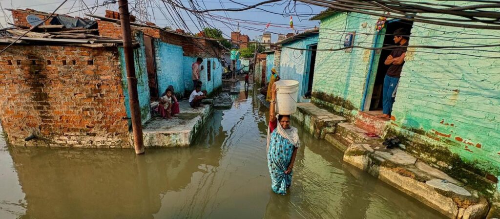 Indien und Nepal: Viele Tote wegen Überschwemmungen