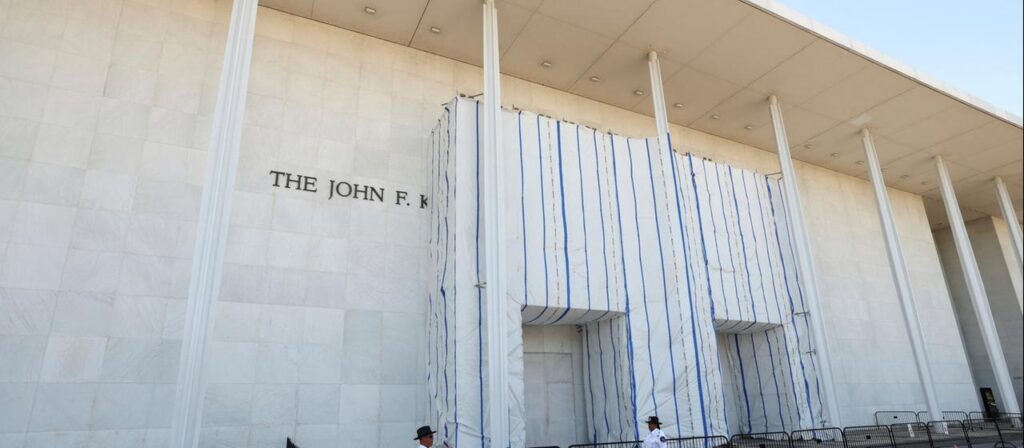 Streit um Umbenennung: Trump kündigt Schließung des Kennedy Centers an