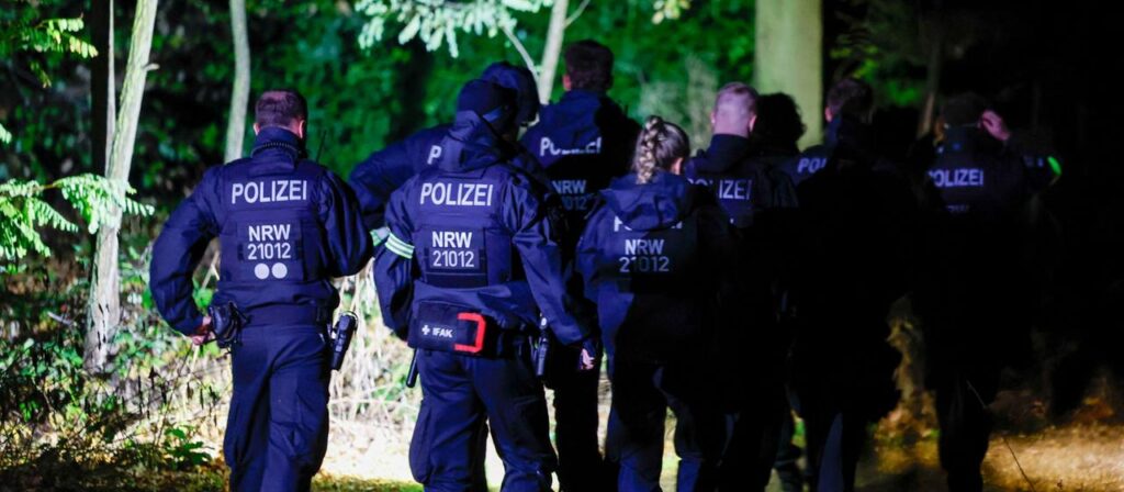 Polizei fahndet nach Sabotage an Umspannwerken nach Verdächtigem