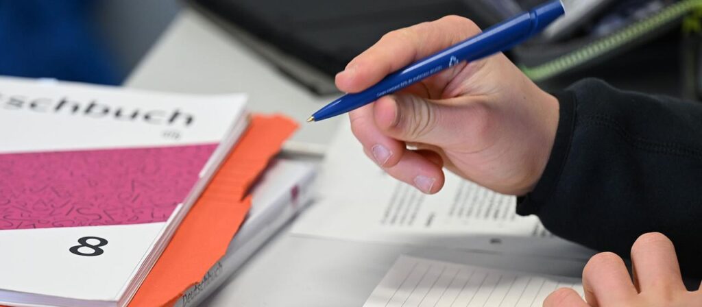 PISA-Ergebnisse entfachen neue Bildungsdebatte | tagesschau.de