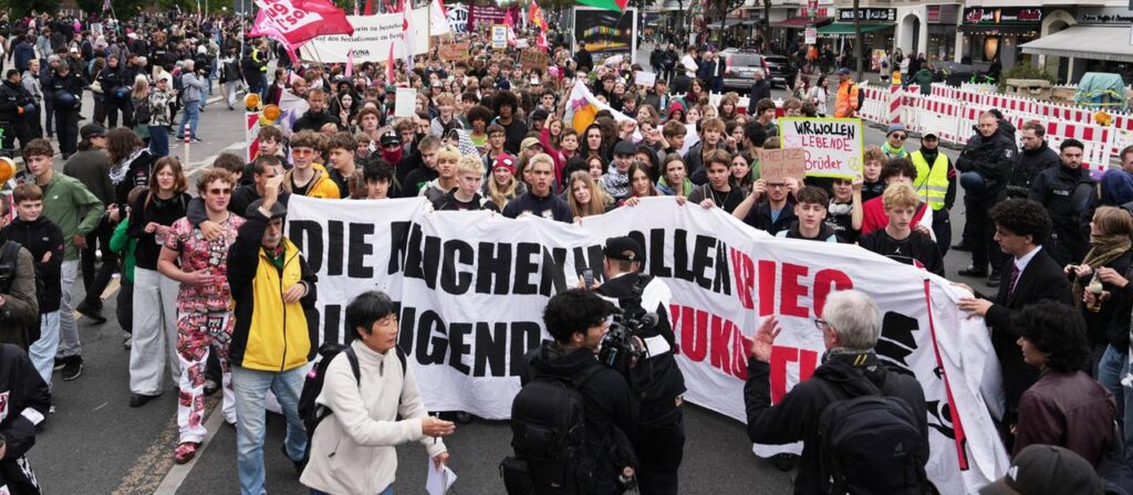 Proteste gegen Wehrpflicht – Tausende Schüler demonstrieren bundesweit