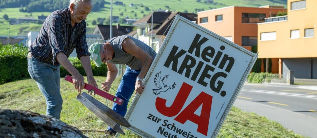Schweiz: Volksabstimmung über striktere Neutralität