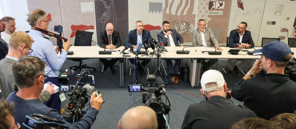 Was eine AfD-Regierung für den Verfassungsschutz bedeuten könnte