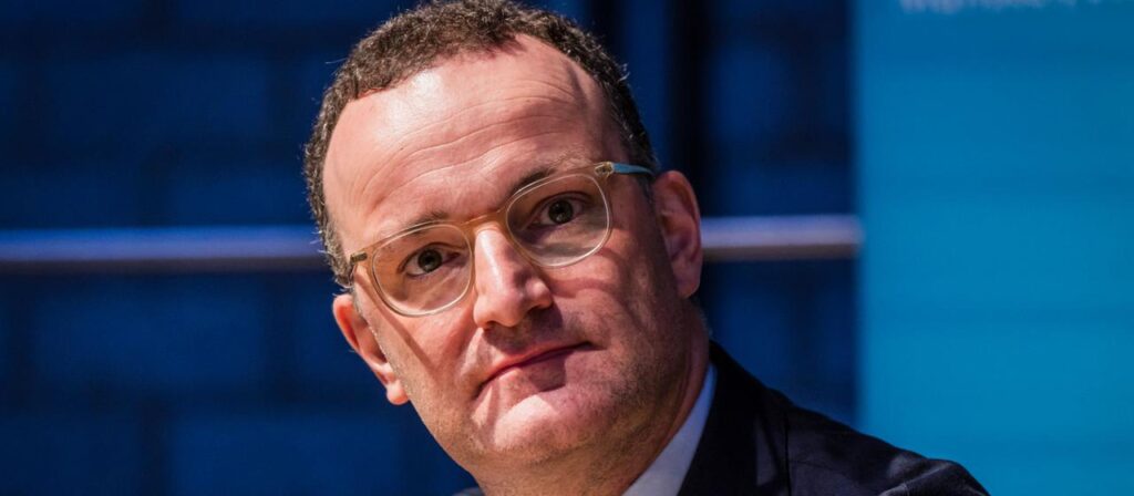 Muss Spahn nun auch um seinen Platz im Haushaltsausschuss bangen?