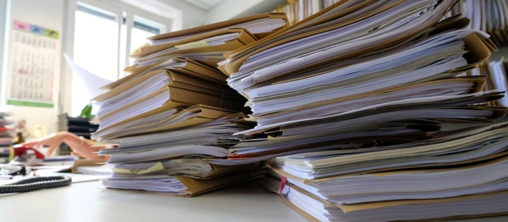Unternehmen sehen Bürokratie als größtes Standortproblem