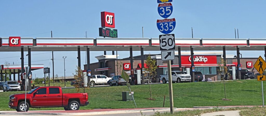USA prüfen wegen hoher Spritpreise Exportstopp für Diesel