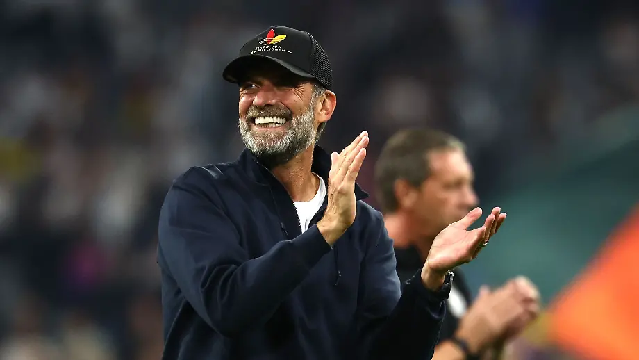 „Es war surreal“: Debütant Baur schreibt Geschichte und bekommt Klopp-Küsschen
