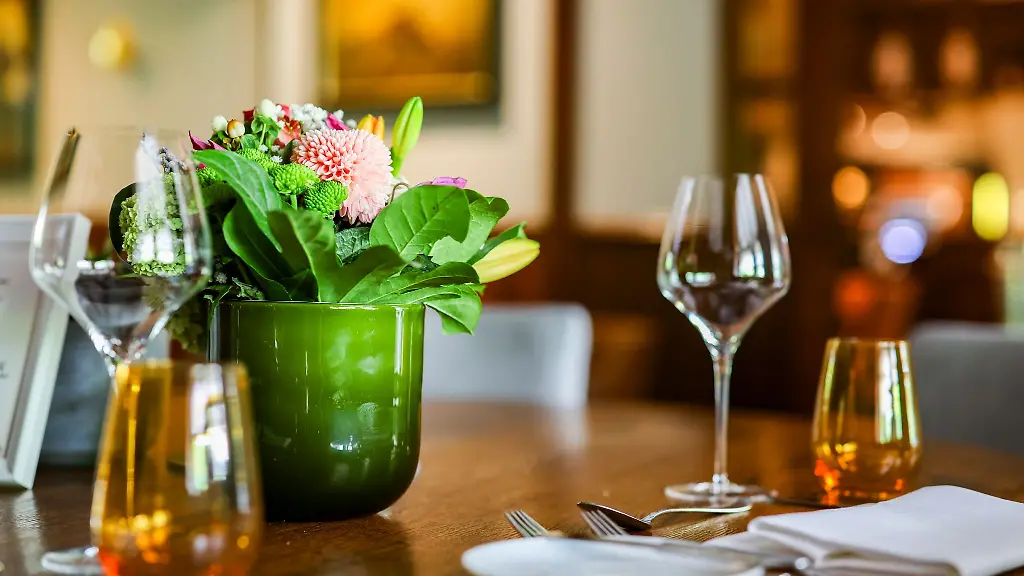 Für Händler und Verbraucher: Restaurantrechnung: Muss der Letzte alles zahlen?