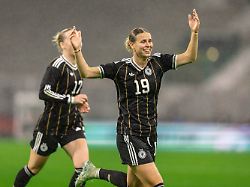 Gegen „absolute Top-Mannschaft“: Power-Duo führt DFB-Frauen zum Comebacksieg
