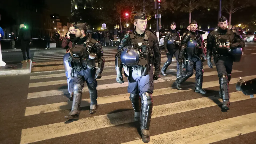 Ausschreitungen befürchtet: Frankreich mobilisiert 70.000 Polizeikräfte vor Demos
