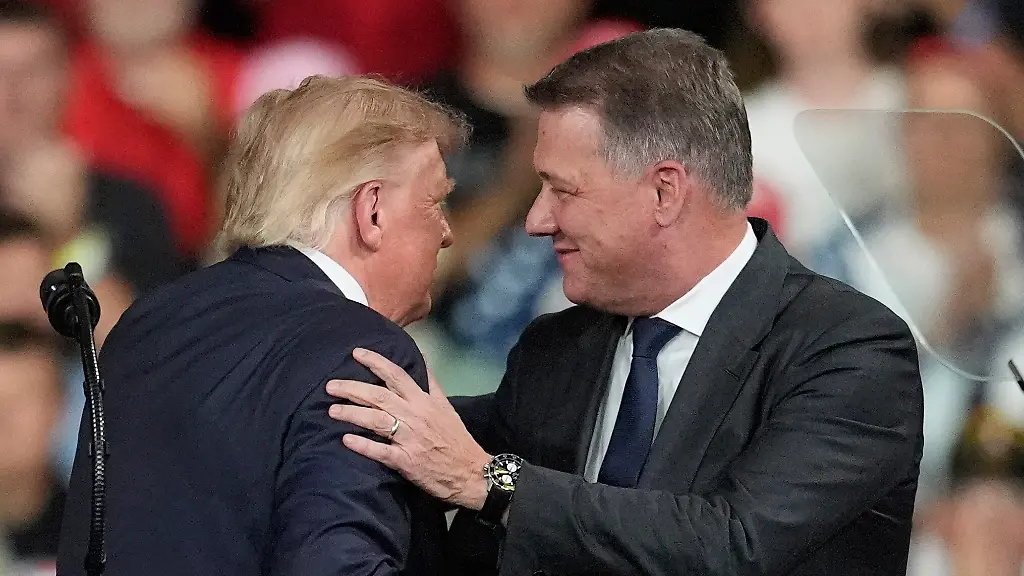 Nach Döllners Auftritt mit Trump: Umweltminister Schneider: Audi wettet auf „totes Pferd“