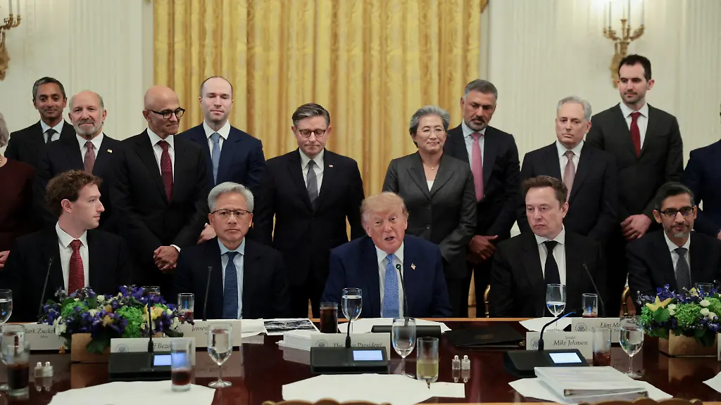2026-09-29T195100Z_634815528_RC26TNA0Q5X1_RTRMADP_3_USA-TRUMP