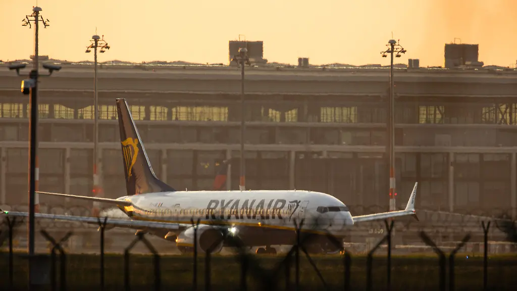 Passagierzahl wird sinken: Ryanair-Rückzug versetzt Flughafen BER einen „heftigen Schlag“