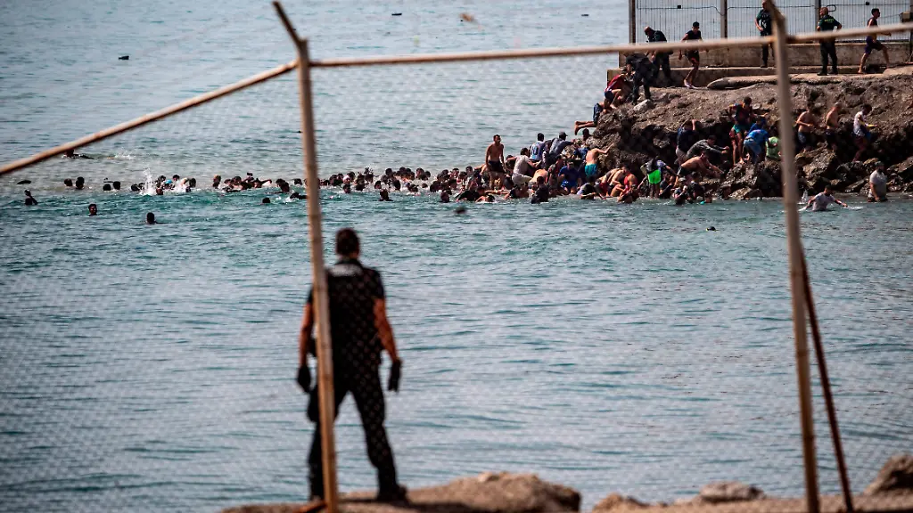 Sorge vor Vorfall wie in Ceuta: Griechenland will Asylverfahren bei einem Massenansturm pausieren
