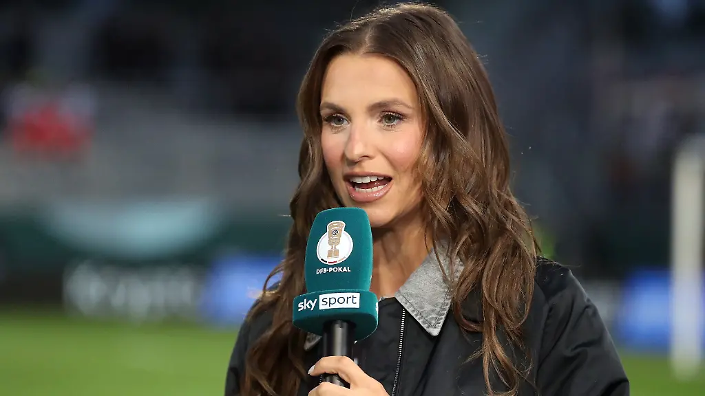 Journalistin erwartet Nachwuchs: Sportmoderatorin Laura Wontorra ist schwanger