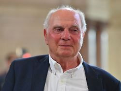 Ernstes Gespräch“ mit Karl: Uli Hoeneß ist „verliebt“ und hat „etwas Angst vor der Zukunft